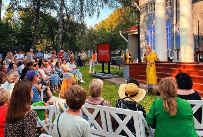 На фестивале "Традиция" в кинопарке "Москино" пройдут модные показы