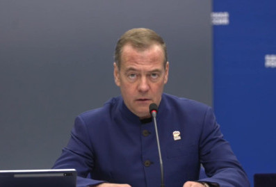 Медведев оценил победу России над Украиной в гаагском суде