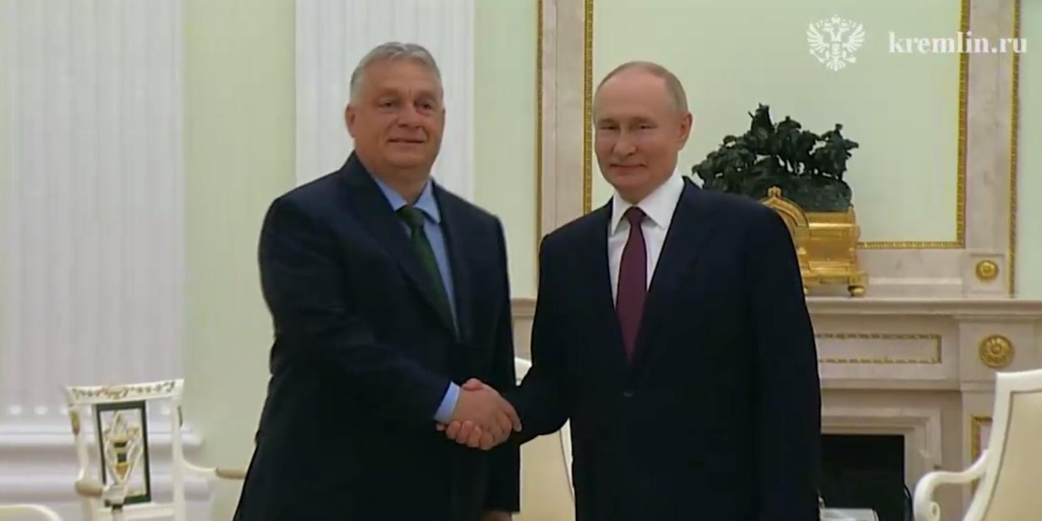 МИД Украины возмутился визитом Орбана в Москву без согласования с Киевом