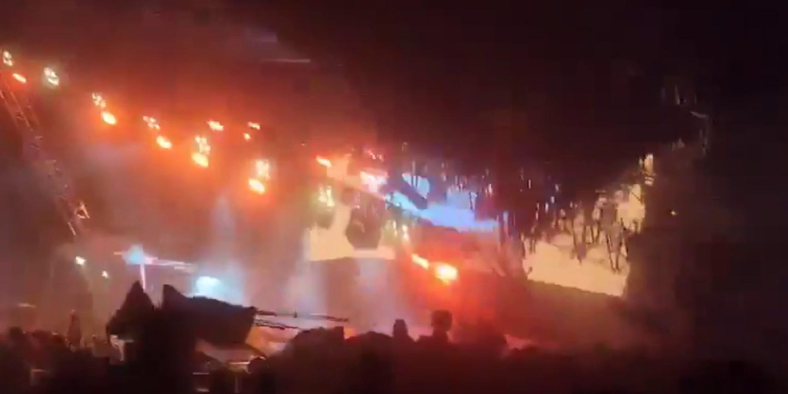 Падение сцены на людей на предвыборном митинге в Мексике попало на видео