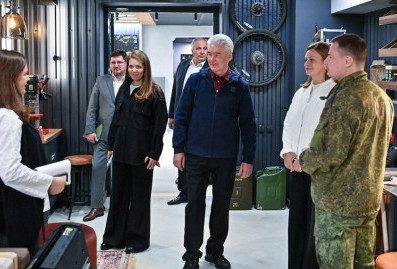 Собянин: десятки тысяч москвичей сражаются в зоне СВО