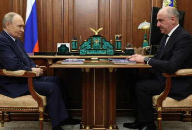 Путин обсудил с главой Карачаево-Черкесии развитие региона и строительство аэропорта в Архызе