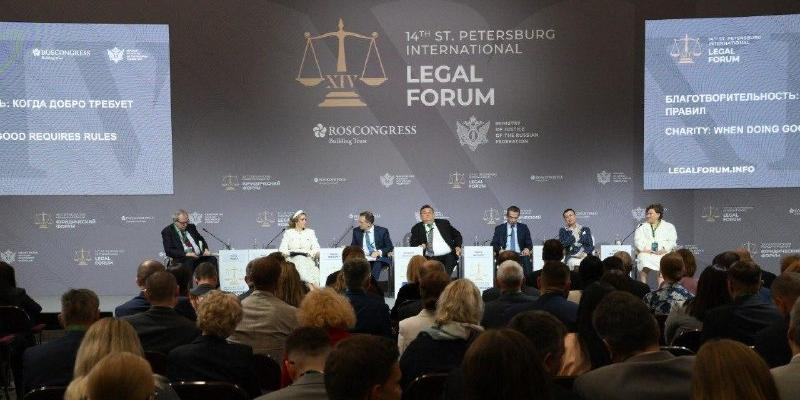 На ПМЮФ обсудили, как цифровые технологии помогают развивать бизнес, медиа и защиту прав граждан 