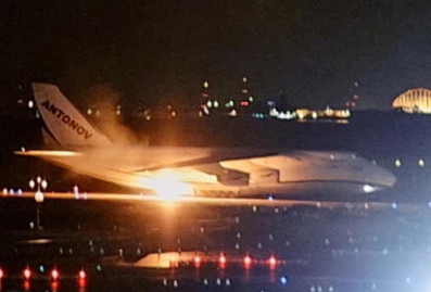 В японском аэропорту загорелся украинский транспорт Ан-124