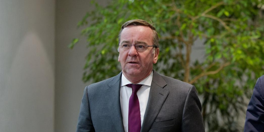 Министр обороны Германии допустил войну РФ с НАТО до 2029 года