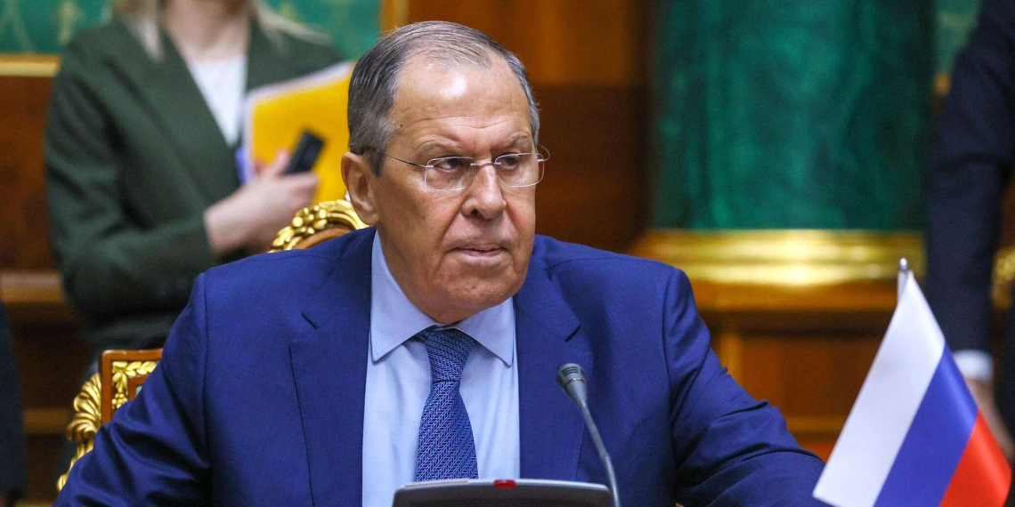 Лавров заявил о войне России против Запада без союзников 