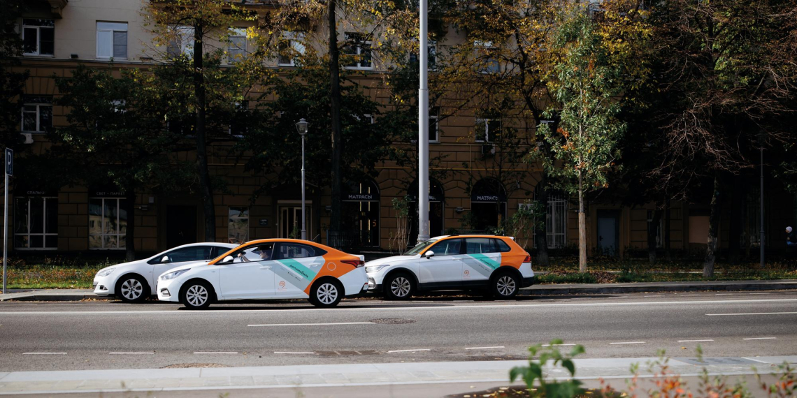 Москва продлила программу поддержки такси и каршеринга до 2030 года
