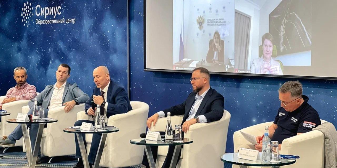 Народный фронт выявил главные проблемы российских учителей