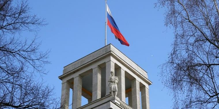 Германия объявила о высылке заместителя атташе посольства РФ