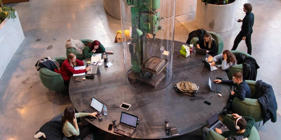 Россия ужесточает контроль над иностранными исследовательскими компаниями