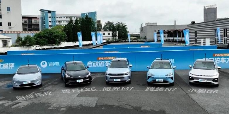 Другая философия и причуды электроники: "Автовоз" обсудил китайские авто с основателем "Автостата"