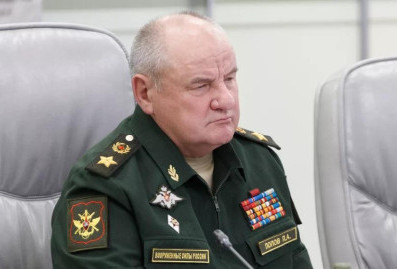 Прокуратура: экс-замминистра обороны построил на деньги для парка "Патриот" дачу, баню и гараж