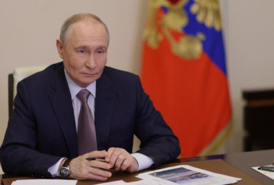 Путин назвал триумфальным выступление российских паралимпийцев в Италии