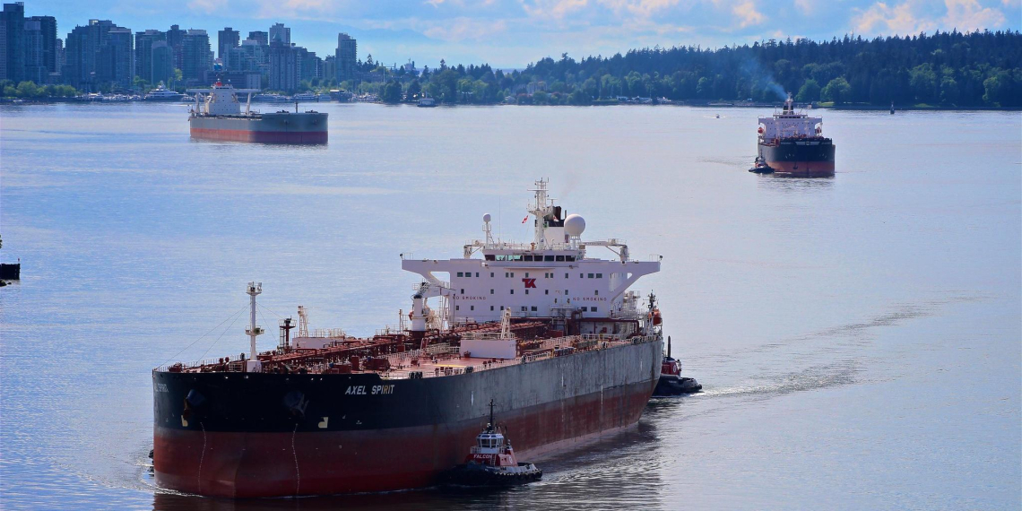 Bloomberg: банки Индии планируют возобновить проведение операций с российской нефтью 