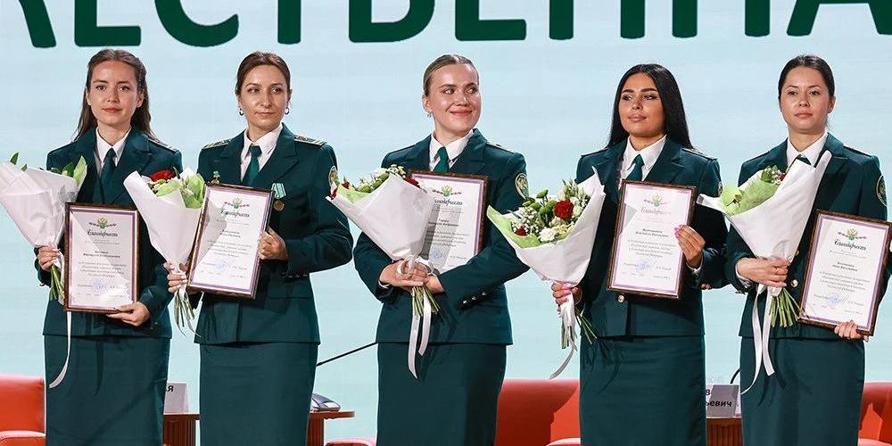 В Национальном центре "Россия" открылся первый Всероссийский молодёжный таможенный форум 