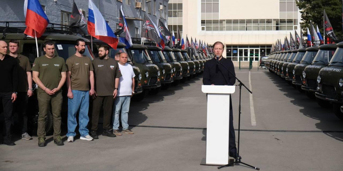 Минпромторг России направил на передовую 480 УАЗ СГР и более 200 УАЗ Пикап