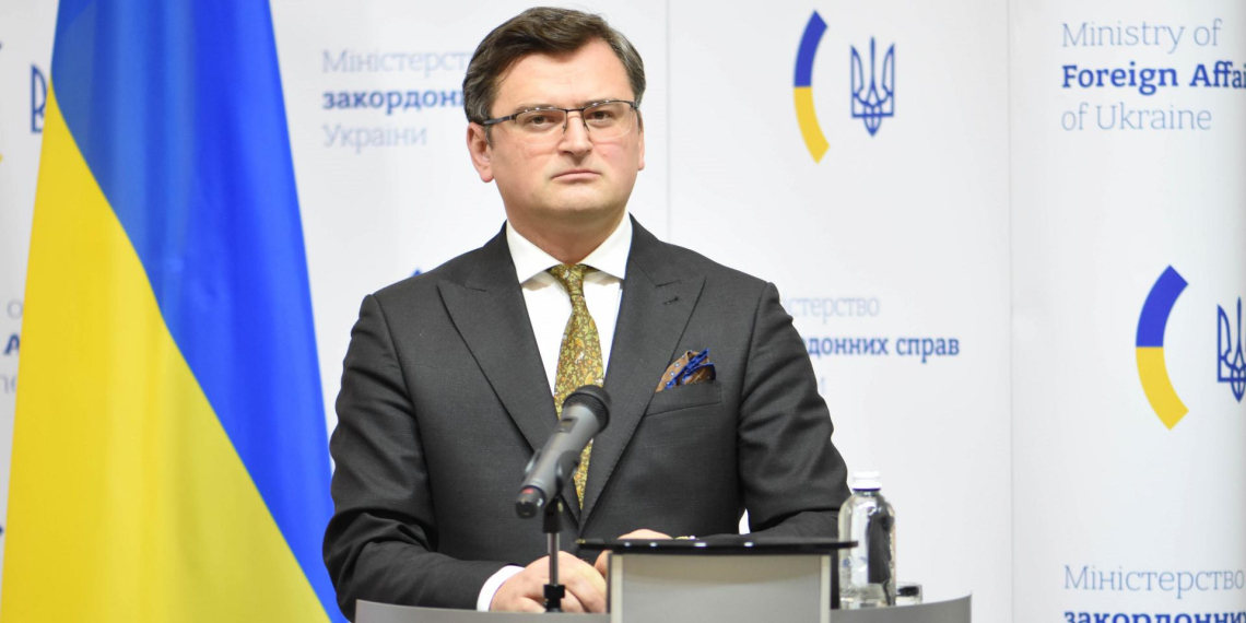 Глава МИД Украины Кулеба назвал Украину заложником Венгрии