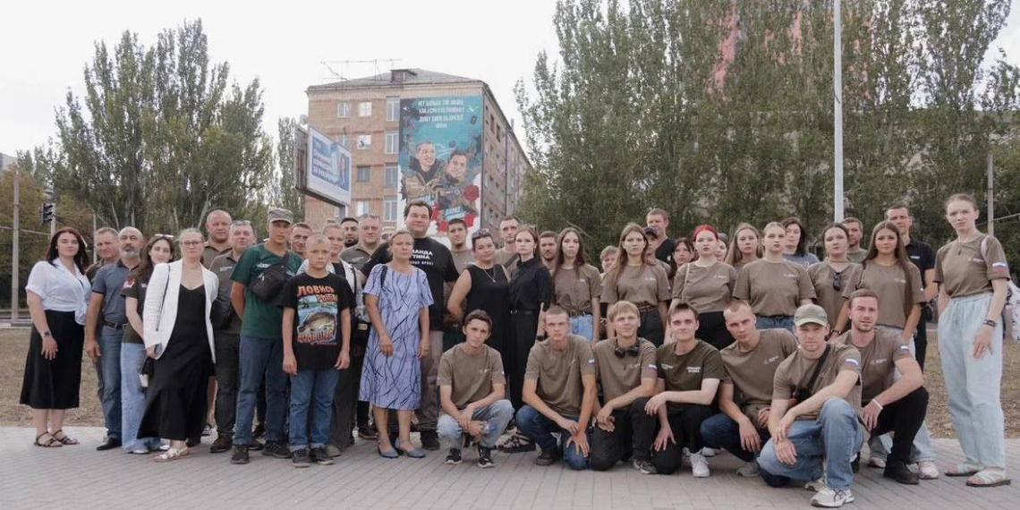 Народный фронт провел акции памяти погибших волонтеров в 89 регионах