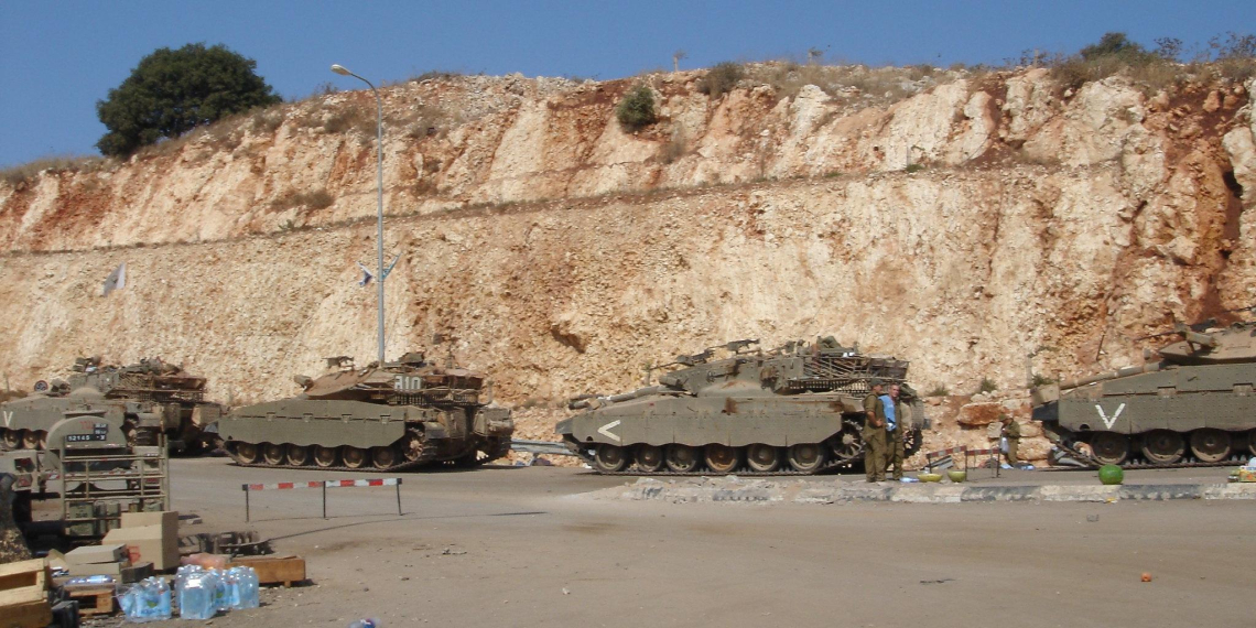 Израиль начал наземную операцию в Ливане