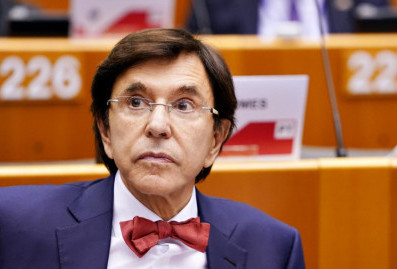 В Европарламенте призвали прекратить помощь Украине после выступления Зеленского в Давосе