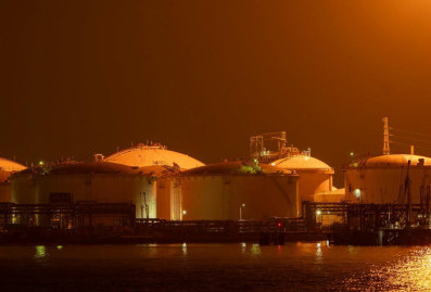 Кабмин обсуждает снижение цены отсечения нефти до $50