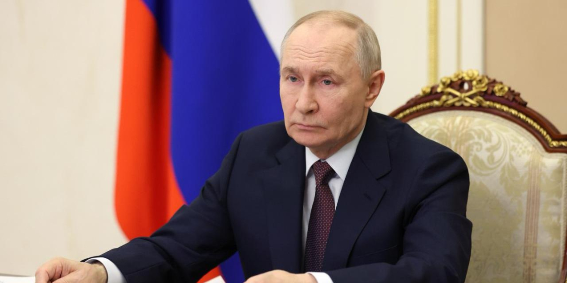 Путин поручил защитить малый бизнес от роста налоговой нагрузки