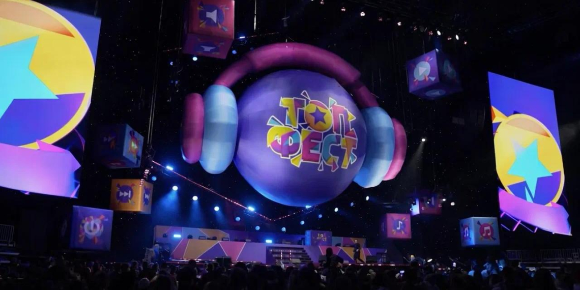 Концерт детских блогеров в Петербурге собрал рекордные 10 тысяч зрителей