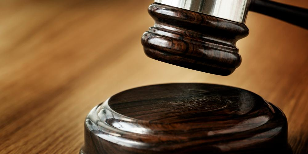 Верховный суд постановил не считать экстремизмом критику политиков и общественников