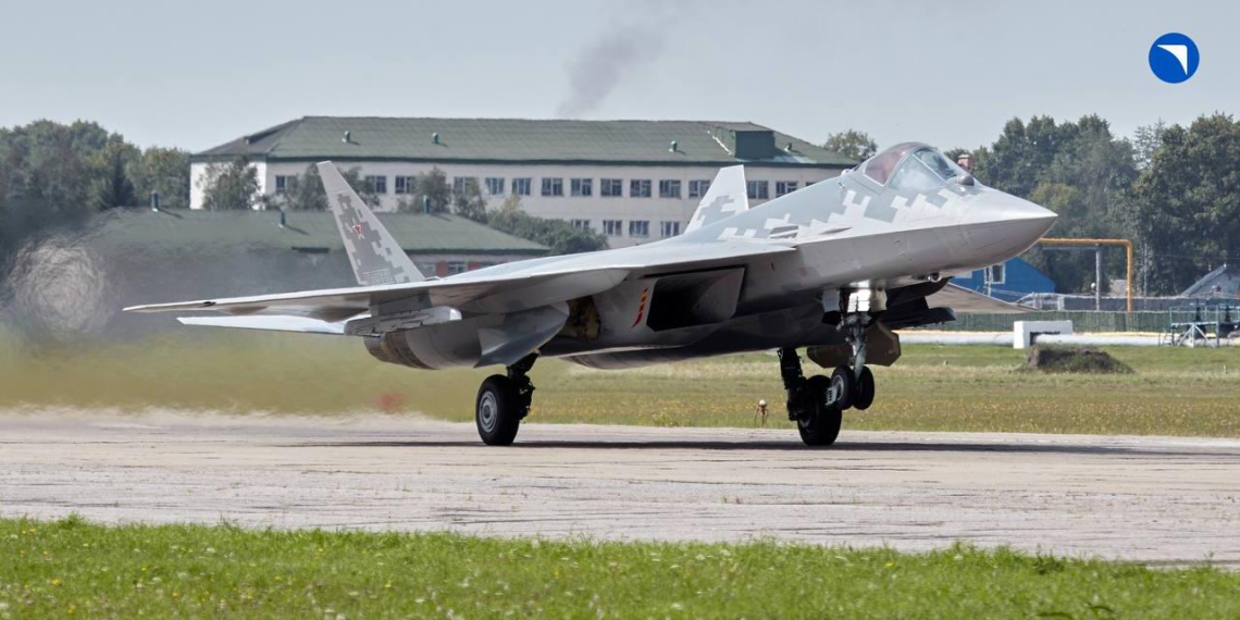 Истребители пятого поколения Су-57 и Су-35С переданы на вооружение в Минобороны РФ 