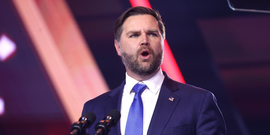 Вэнс заявил о попытках Украины вмешиваться в выборы в США и Венгрии