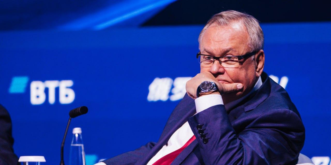Глава ВТБ Костин рассказал, какого мира с США хочет Россия