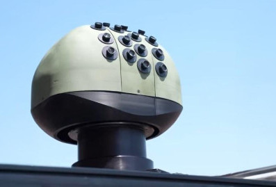 В США представили незаметный детектор дронов SearchCam с 16 камерами и турелью