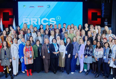 В "Сенеже" запустили программу женского лидерства для стран БРИКС+