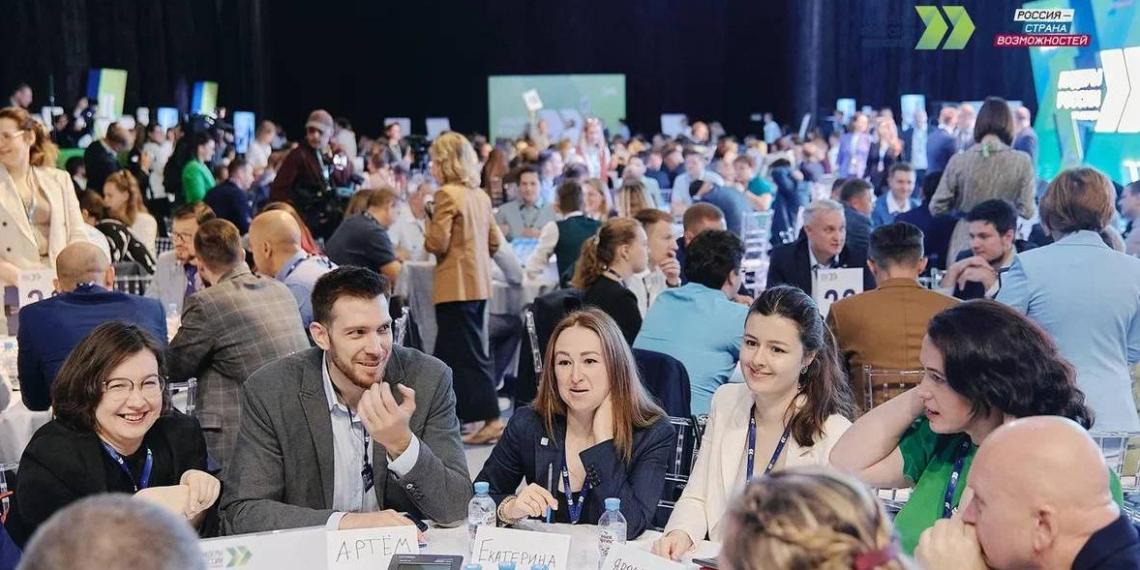 "Лидеры России" и специализированные направления объединили более 100 тысяч управленцев