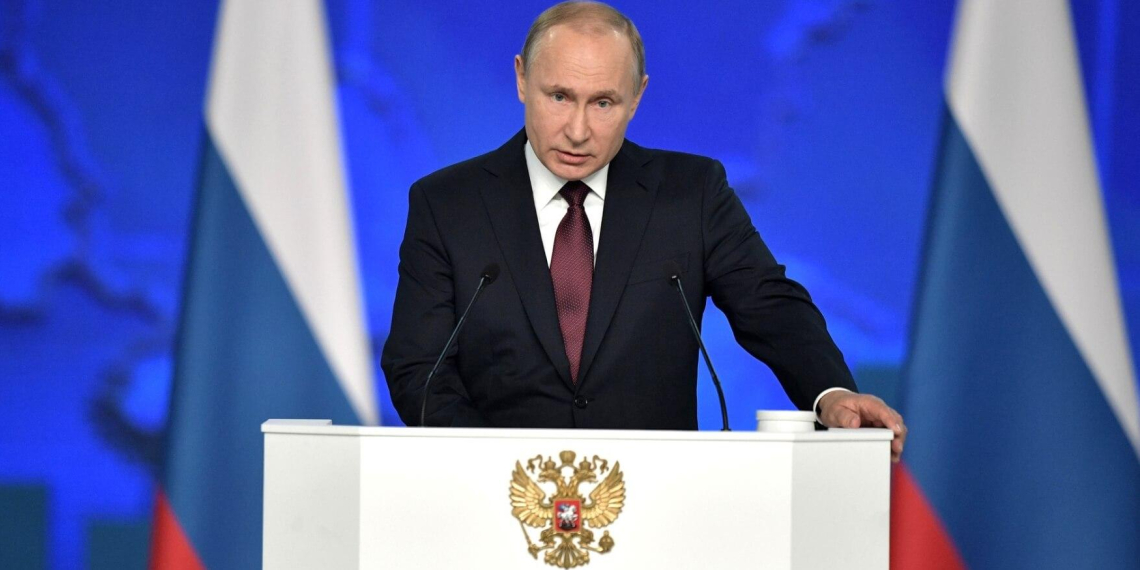 Владимир Путин отметил лицемерие Запада в отношении беднейших стран 