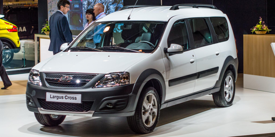 АвтоВАЗ пообещал снизить цены на две модели в следующем году