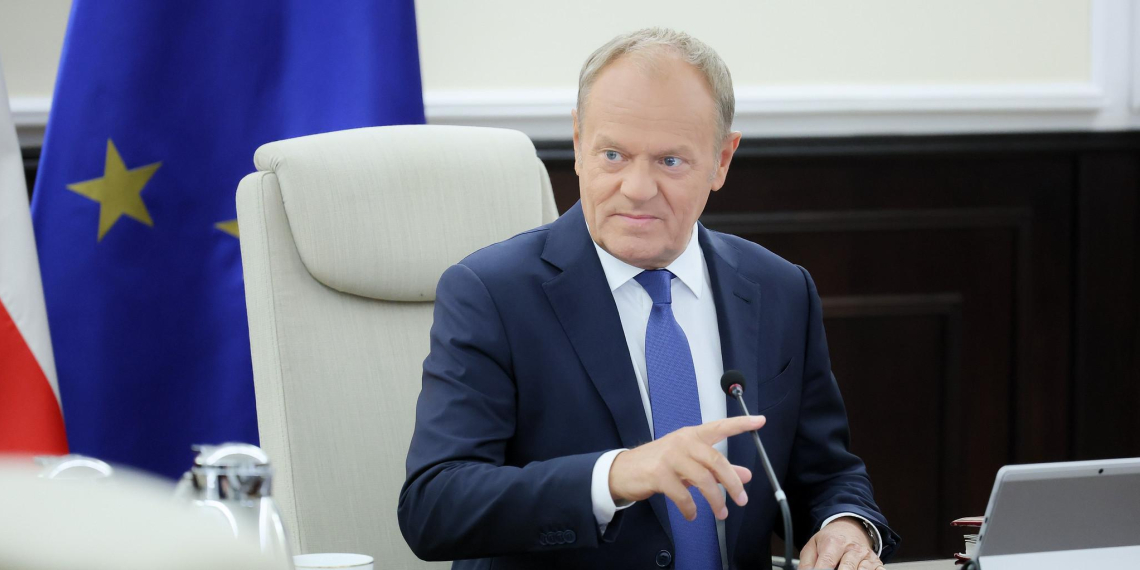 Туск признался, что власти Украины злят его своими заявлениями