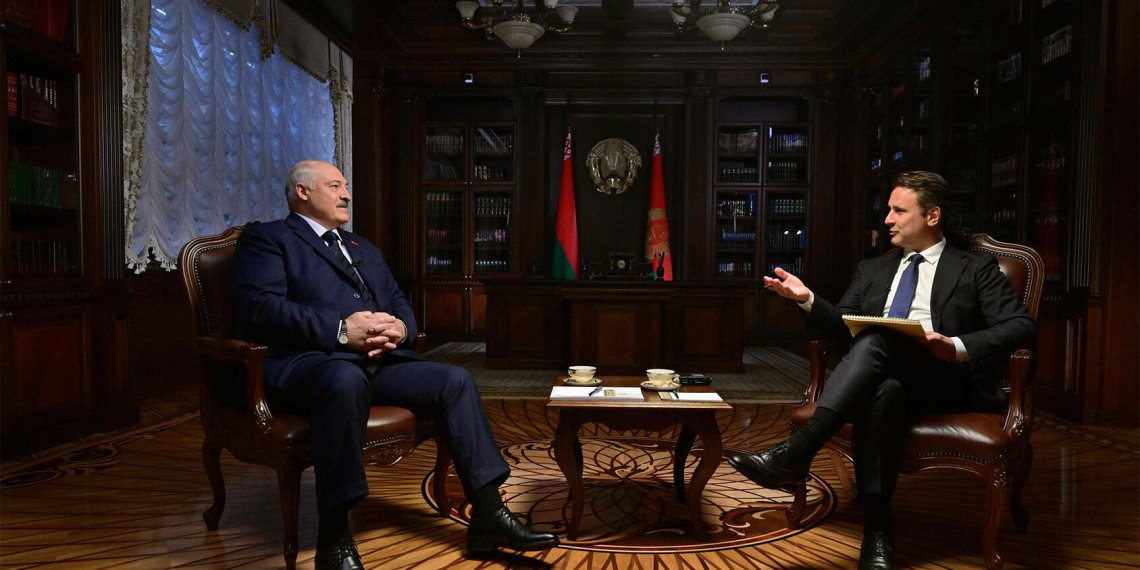 Лукашенко предложил формат переговоров и перемирия на Украине
