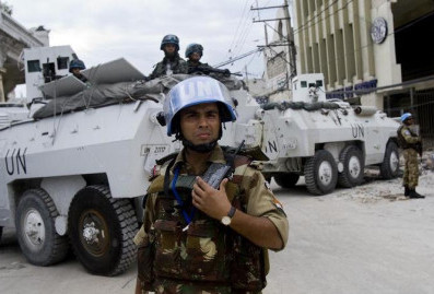 Турция стянула танки к буферной зоне ООН на Кипре