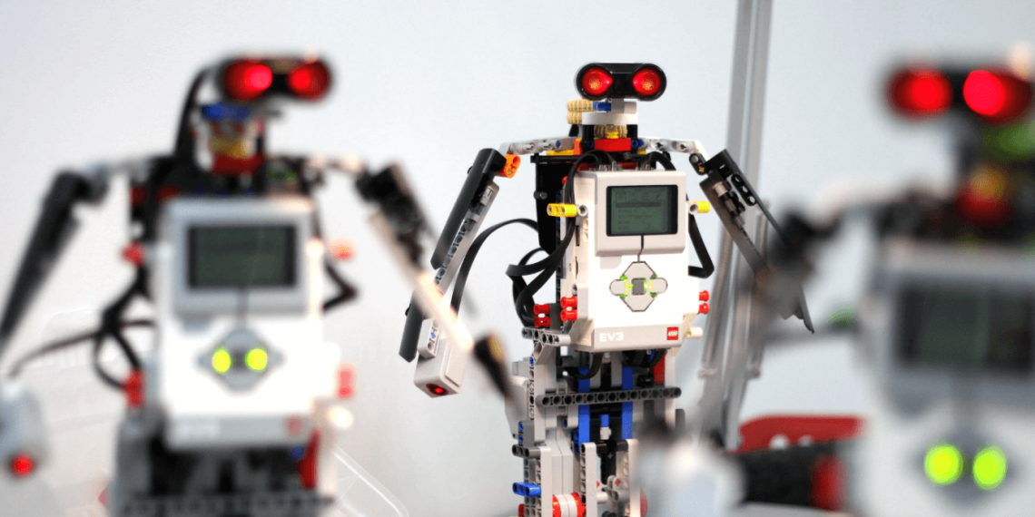 ЕР поможет открыть кружки по робототехнике на базе школ в ЛНР  