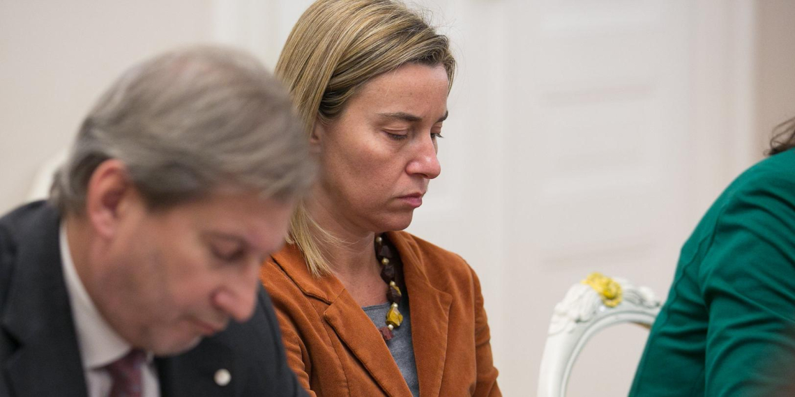 В штаб-квартире дипслужбы ЕС прошли обыски, задержана ее экс-глава Федерика Могерини