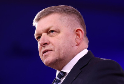 Фицо пообещал блокировать передачу замороженных российских активов Украине