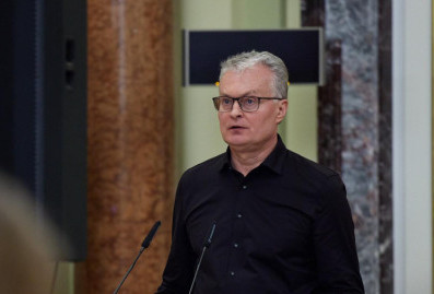 Президент Литвы отверг обвинения в открытии неба для украинских дронов