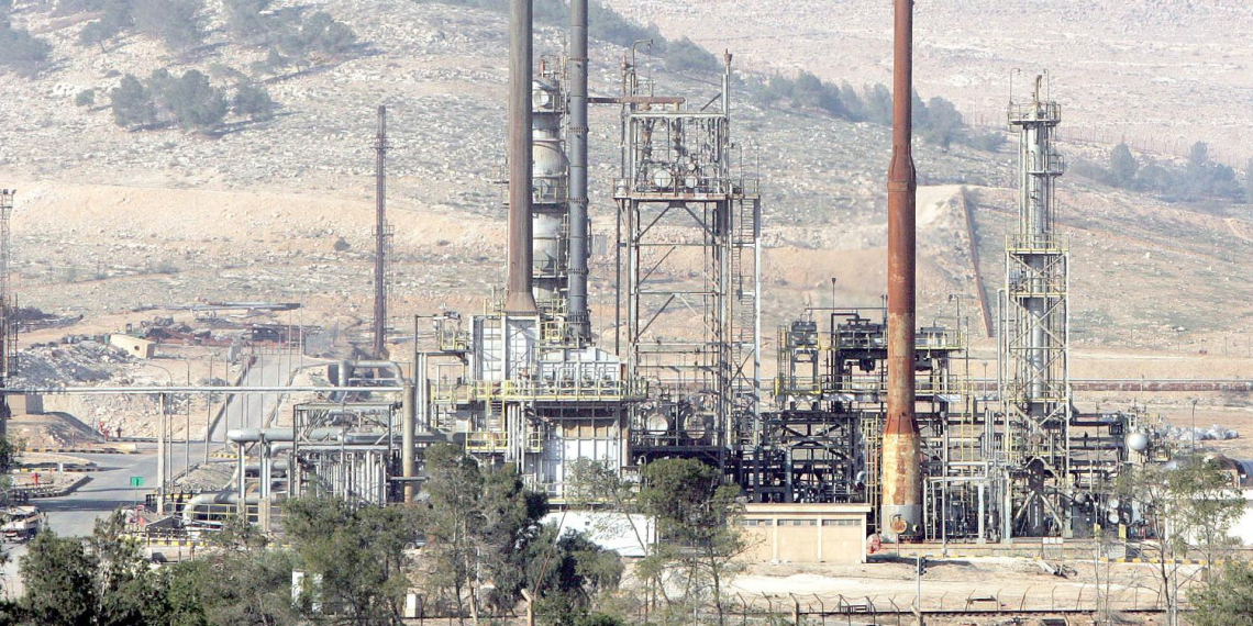 Крупнейший покупатель российской нефти в Индии полностью отказался от ее импорта