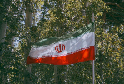 Al Arabiya: США и Иран договорились о продлении перемирия на 2 месяца