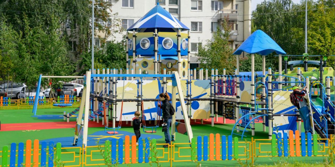 Москва закупит 56 тысяч малых архитектурных форм для уличных площадок