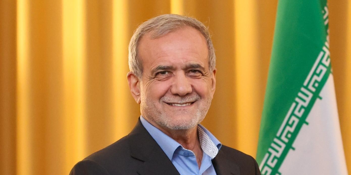 Иран пообещал прекратить удары по соседним странам и извинился