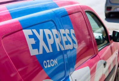 Ozon впервые получил чистую прибыль от основного бизнеса
