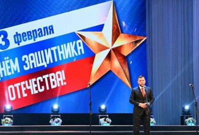 В Донецке наградили 18 Героев ДНР ко Дню защитника Отечества