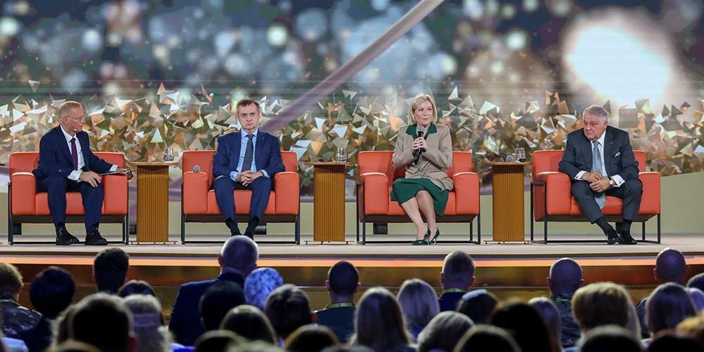В НЦ "Россия" обсудили современные подходы к преподаванию истории
